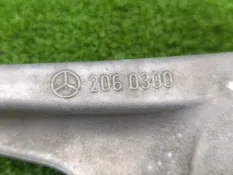 Рычаг подвески (лодочка) Mercedes-Benz GLC-Class