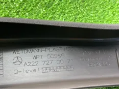 Рамка стекла двери Mercedes-Benz S-Class