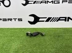 Держатель насоса Mercedes-Benz AMG GT