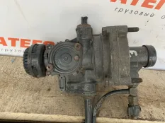 Кран тормозной Mercedes-Benz Atego 0034312612, задний