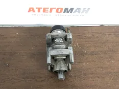 Главный тормозной кран Man Le 81521306148