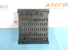 Блок предохранителей Mercedes-Benz Atego 0015433615