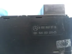 Блок предохранителей Mercedes-Benz Atego 0015433115 2