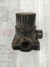 Клапан ускорительный EBS Mercedes-Benz Atego 0481026303