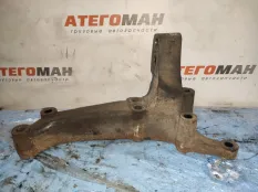 Кронштейн двигателя Man 51415013083, задний левый