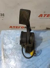 Педаль газа Mercedes-Benz Actros 9413000104