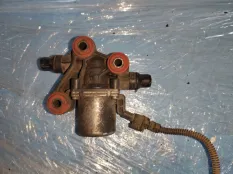 Клапан ЕГР EGR Mercedes-Benz Atego 0001531059