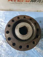 Ступица Mercedes-Benz Atego 9753300425, передняя