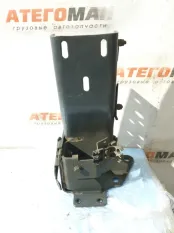 Кронштейн Подножки Mercedes-Benz Actros 9305209233, правый