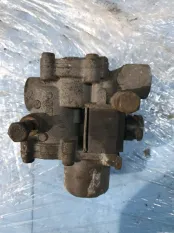 Кран ABS Mercedes-Benz Atego 4721950970