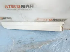 Накладка решетки радиатора Mercedes-Benz Atego 9738880221, передняя правая