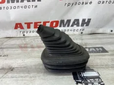 Пыльник Кулисы Man 09.2013 81964200565 12.180 D0834 LFL