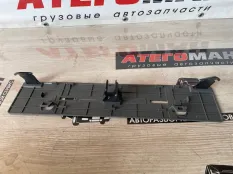 Крышка номерного знака Mercedes-Benz Atego M3100133, передняя