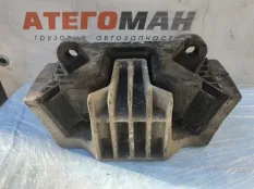 Подушка двигателя Mercedes-Benz Atego 2002 9702400318 OM 904 LA