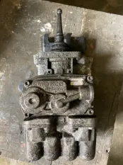 Кран тормозной Man 6287