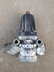 Ускорительный клапан Man 81521016269