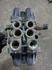 Кран 4-х контурный Mercedes-Benz Atego 9347050050 18 СЕРИЯ OM906LA