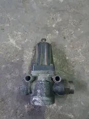 Ускорительный клапан Man 81521016269