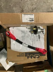 Комплект для отсоединения аккумулятора New Holland Case 84303135