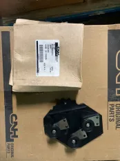 Посадочное место New Holland Case 413842A1