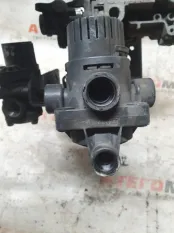 Клапан ускорительный EBS Mercedes-Benz Atego 0481026303
