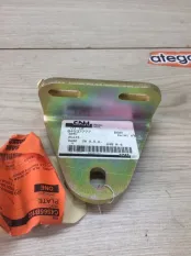 Кронштейн Спецтехника New Holland Case 84537777