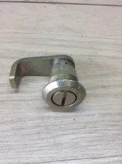 Замок New Holland Case 84439570