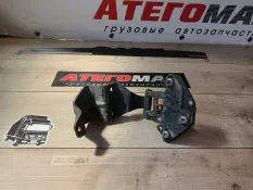 Петля капота Man Tgl 2013 81611450002 12.180 D0834 LFL, передняя