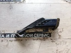 Дефлектор воздушный Mercedes-Benz 9068300354, передний правый