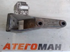 Кронштейн Mercedes-Benz Atego 2005 9042370541 2 OM906