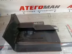 Накладка декоративная Mercedes-Benz Atego 2012 9738460469 1222 924.930 OM 924 LA, левая