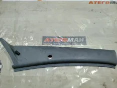 Молдинг лобового стекла Mercedes-Benz Atego 1999 9736920501 1823 4X2 OM 906 LA, правый