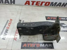 Кронштейн Подножки Mercedes-Benz Actros 2007 9305201533 3332 541940 00 561534 541.940 OM 501 LA, передний правый