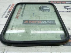 Стекло Двери Mercedes-Benz Atego 9736740210