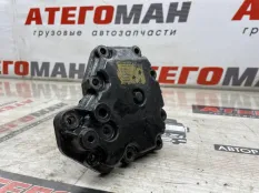 Радиатор масляный Mercedes-Benz Atego 9041801065 OM 904 LA