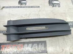 Решетка радиатора Volkswagen Caddy 2K08536837G9, передняя левая