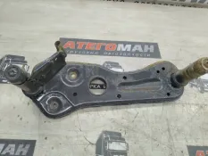 Кронштейн Подножки Mercedes-Benz Actros 2007 9436600131 3332 541940 00 561534 541.940 OM 501 LA, передний левый