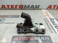 Кронштейн реактивной тяги Mercedes-Benz Atego 2004 9413250409 2528 L 6X2 906.926 OM 906, задний левый