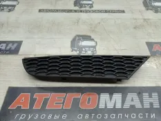 Накладка Бампера Mercedes-Benz Actros 18100565, передняя правая