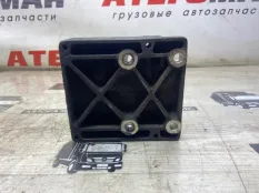 Кронштейн компресора Mercedes-Benz Atego 9042300042