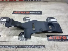 Кожух рулевой колонки Mercedes-Benz Atego 9736801206