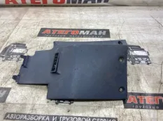 Накладка декоративная Mercedes-Benz Atego 9736800006