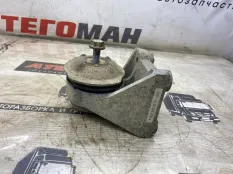 Подушка двигателя Mercedes-Benz 9572400117