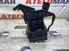 Кронштейн панели приборов Man 81624300116