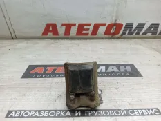 Отбойник рессоры Hino 300 2013 4841837030 815 19000-7CE55