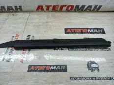 Накладка Mercedes-Benz Axor 2009 9406981362 1824 OM 906 LA, правая