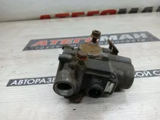 Кран ABS Mercedes-Benz Atego 0044296544, передний