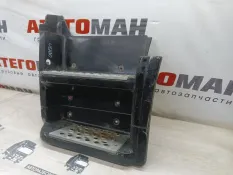 Подножка Mercedes-Benz Axor 2008 9406600101 1824 OM 906, передняя левая