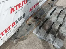 Усилитель бампера Mercedes-Benz Atego 9673170256, передний