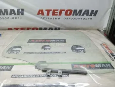 Стекло Двери Mercedes-Benz Atego 9737200147, переднее левое